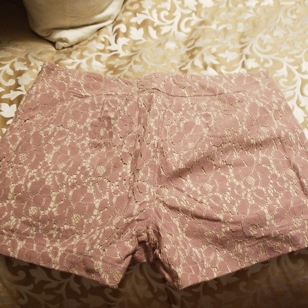 Shorts - Picture 3 of 3